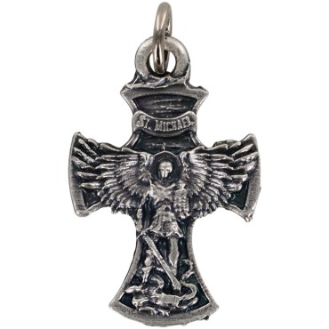 Croix en métal de Saint Michel. Hauteur 2,5 cm.