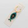 Porte-cles Ictus en metal de couleur dore avec croix au centre, hauteur 5 cm. Existe de differentes couleurs.