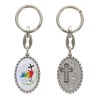 Porte-clés en aluminium de couleur argenté hauteur 3,8 cm, avec résine. Disponible avec plusieurs saints au choix.