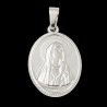 Médaille en acier inoxydable de couleur argenté, H. 2.1 cm. Existe avec différents Saints.